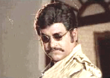 Rajini Kanth in Moondru Mugam