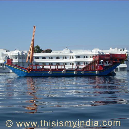 Pictures of India, Udaipur Lake